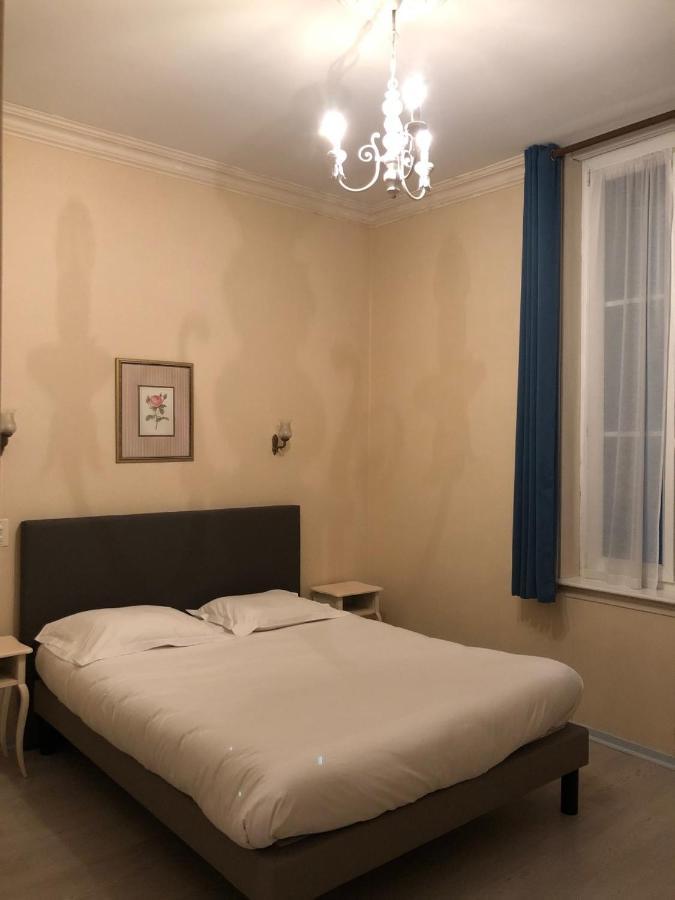 Hotel Emilie ロワイヤン エクステリア 写真